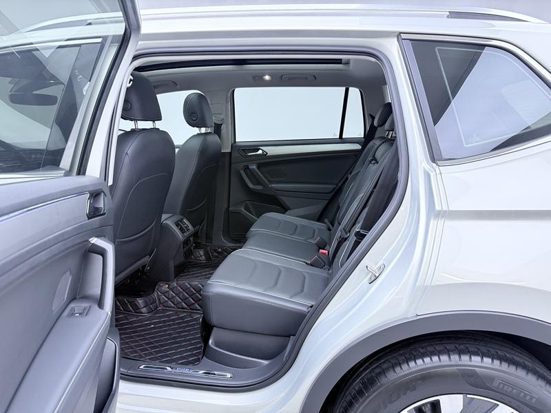 Volkswagen Tiguan L PHEV 2021