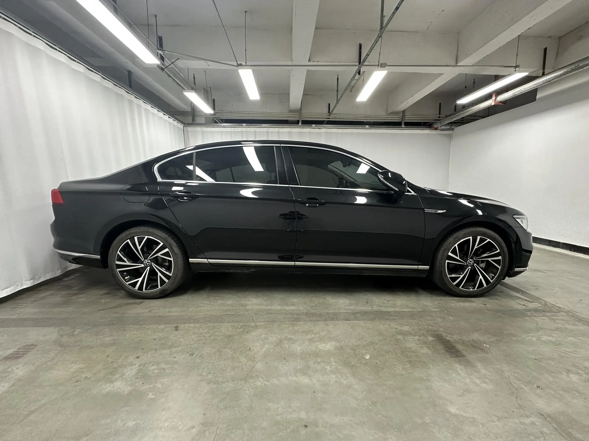 Volkswagen Magotan 330TSI DSG Luxury