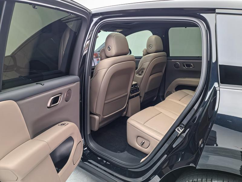 Li Auto Ideal i6 2025
