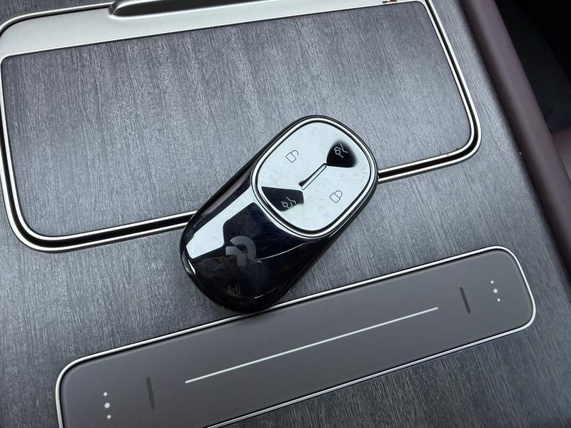 NIO NIO ES8 2026