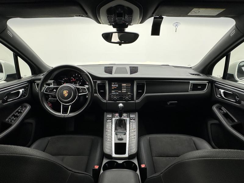 Porsche Macan 2014