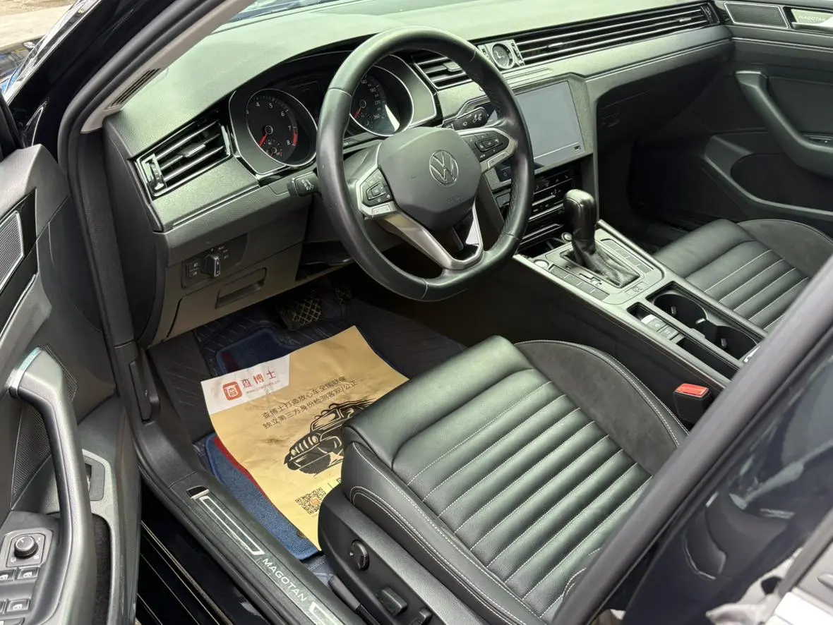 Volkswagen Magotan 330TSI DSG 30th Anniversary Edition