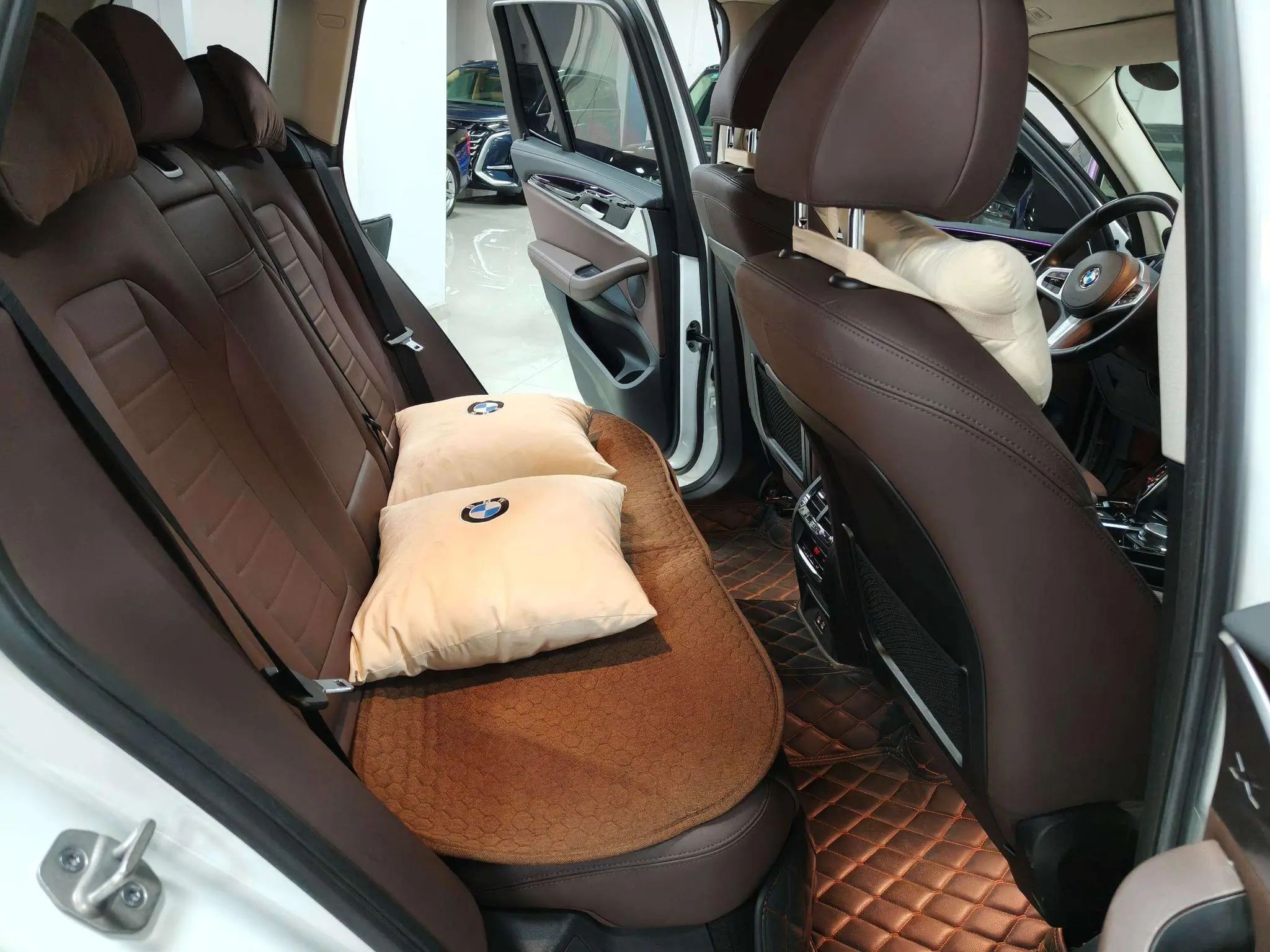 BMW BMW X3 xDrive25i M sports suit