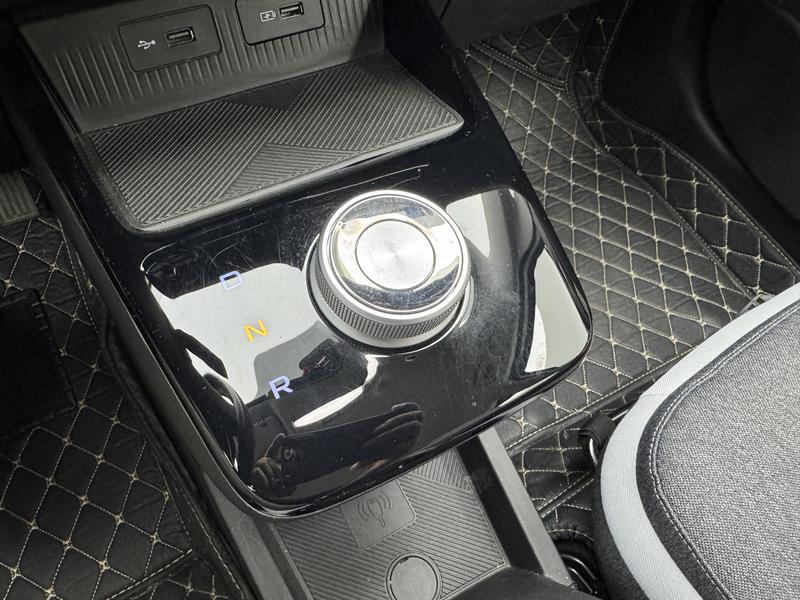Geometry Geely Geometry E Firefly 2024