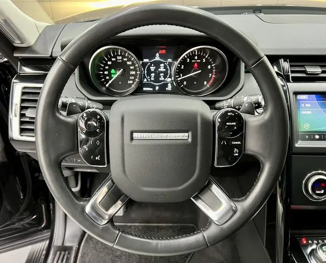 Land Rover discover 3.0 V6 SE