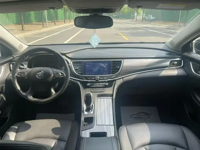 Buick Lacrosse 552T luxury
