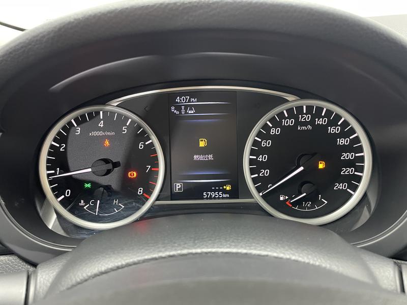 Nissan Qida TIIDA 2016