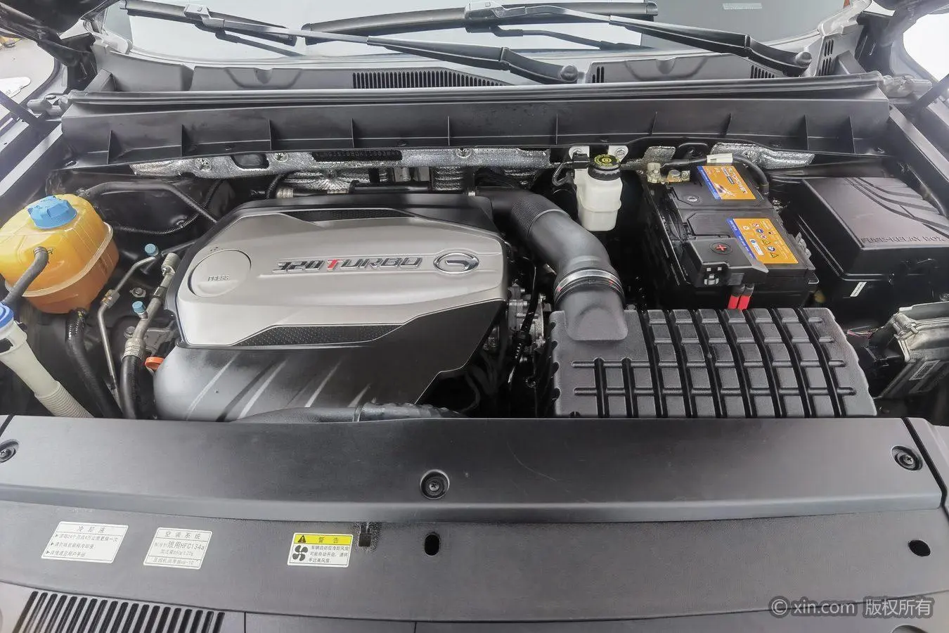 GAC Trumpchi GS8 320T two-wheel drive luxury Zhilian Edition 7 seats