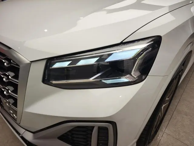 Audi Audi Q2L 35 TFSI fashion dynamic type