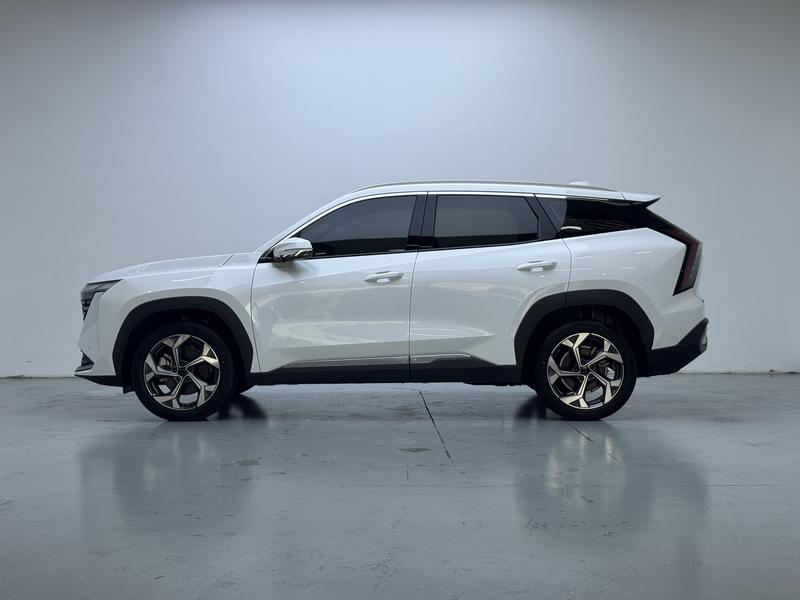 Geely Boyue L 2024