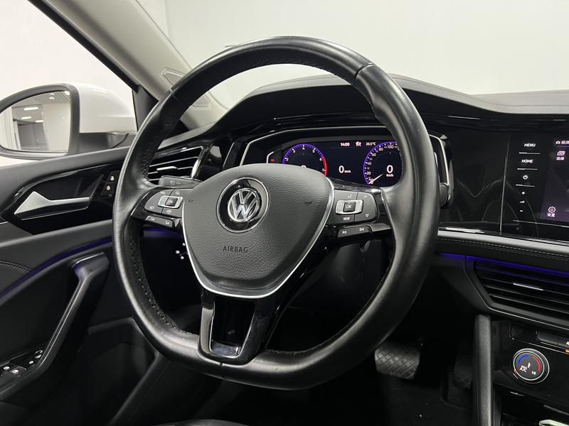 Volkswagen Sagitar 2021