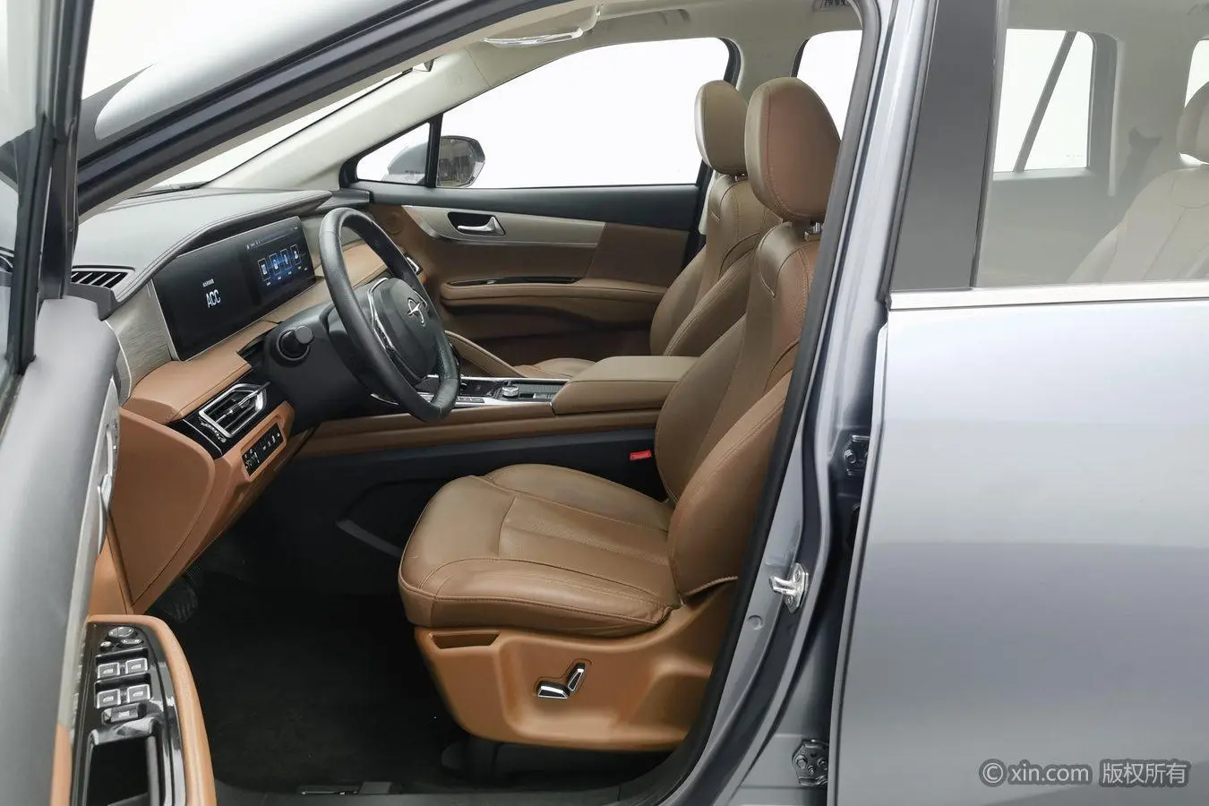 Haima Seahorse 7X 1.6TGDI automatic flagship 6-seater