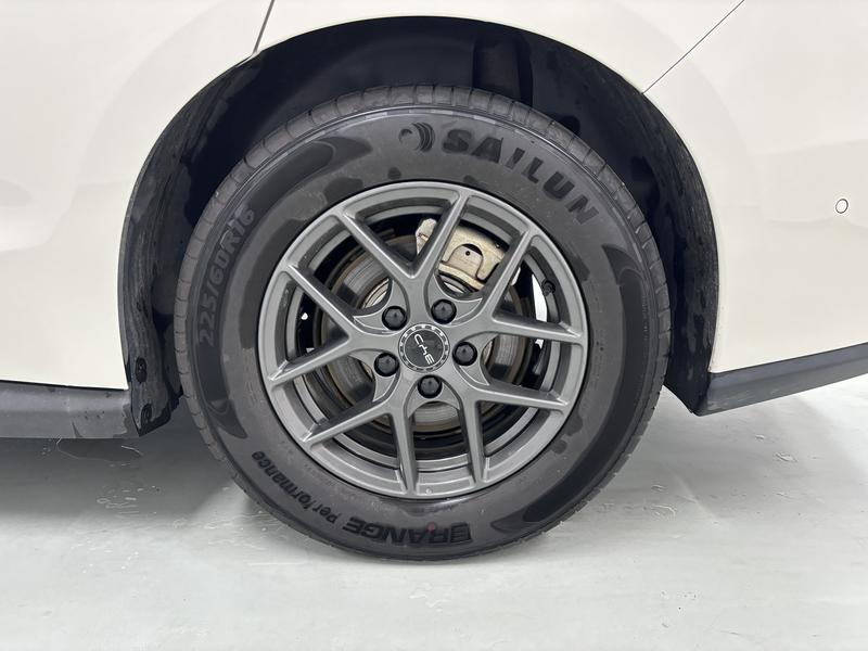 BYD Seal 06DM 2025