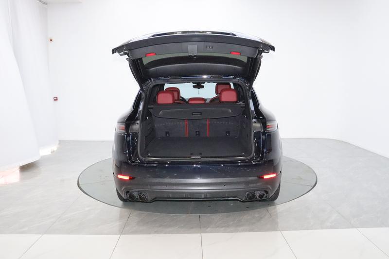 Porsche Cayenne E-Hybrid 2021