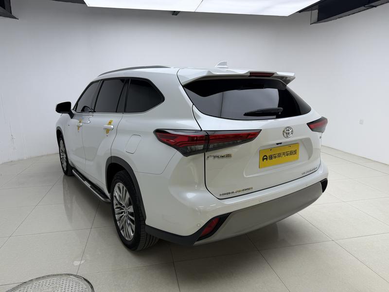 Toyota Highlander 2024