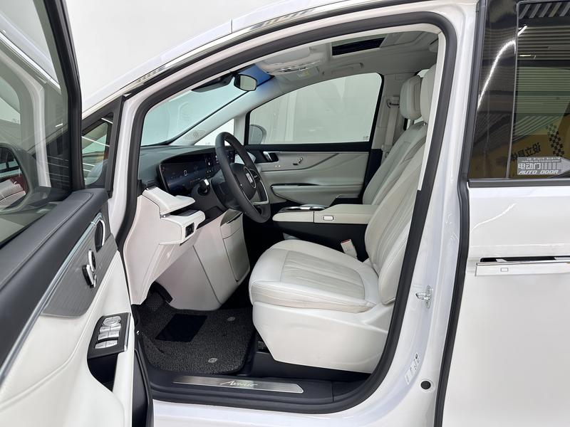 Buick Buick GL8 PHEV 2024