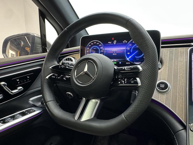 Mercedes-Benz Mercedes EQE SUV 2024