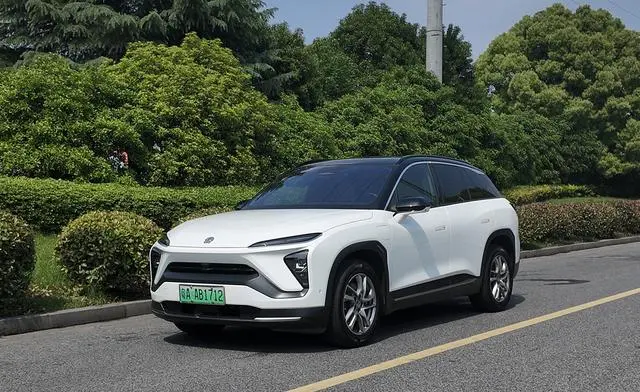 NIO NIO ES6 420KM sports version