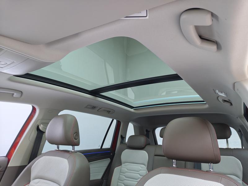 Volkswagen Tiguan L 2022