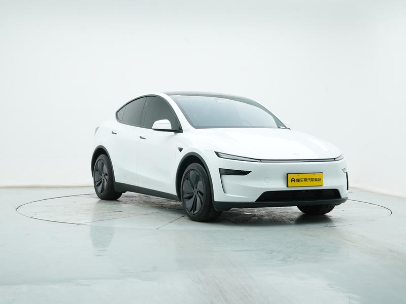 Tesla Model Y 2025
