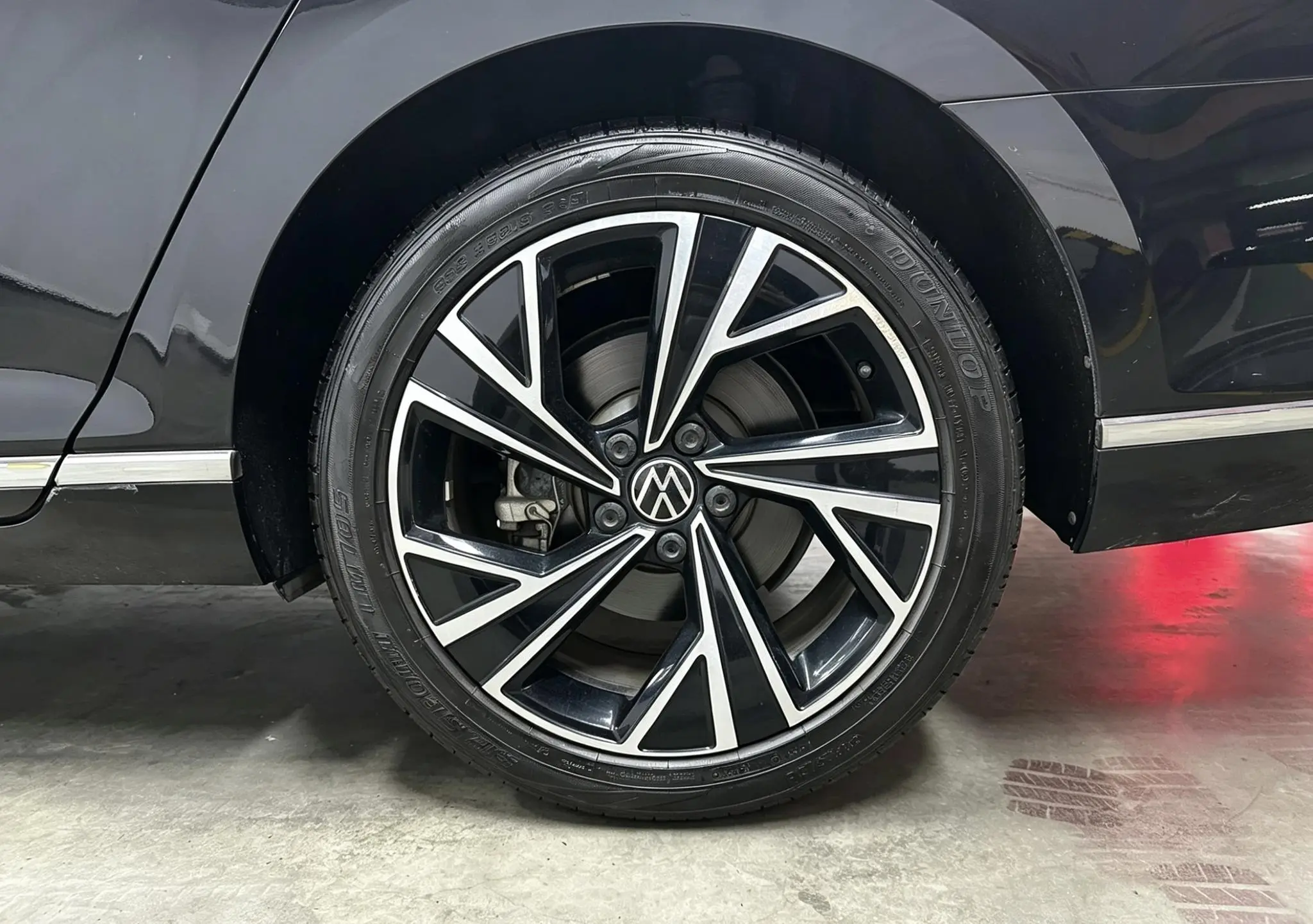 Volkswagen Magotan 330TSI DSG Luxury
