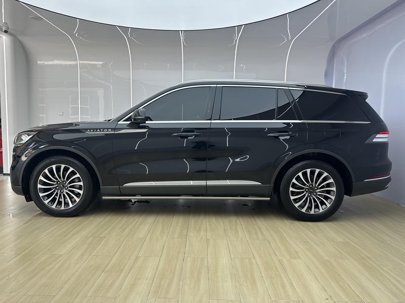 Lincoln aviator 2023