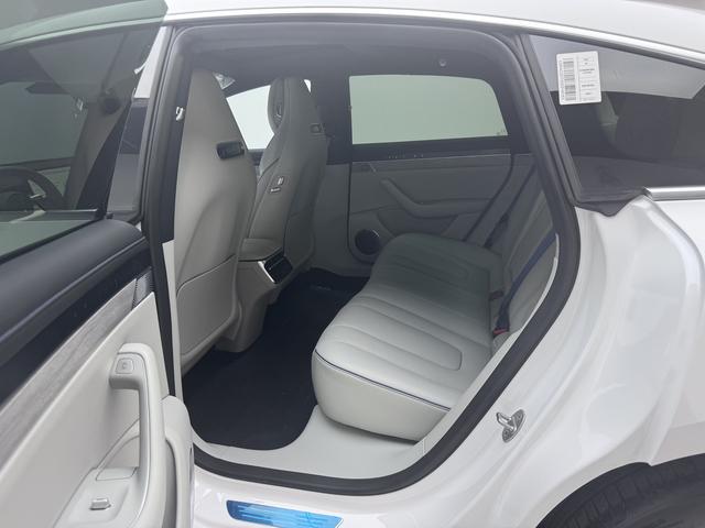 Luxeed Zhijie S7 2024