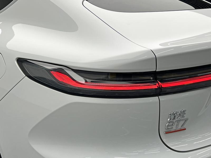 NIO NIO ET7 2021