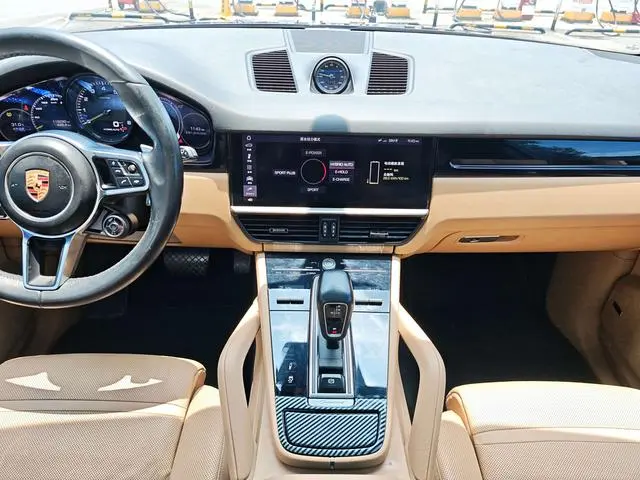 Porsche Cayenne E-Hybrid Cayenne E-Hybrid 2.0T