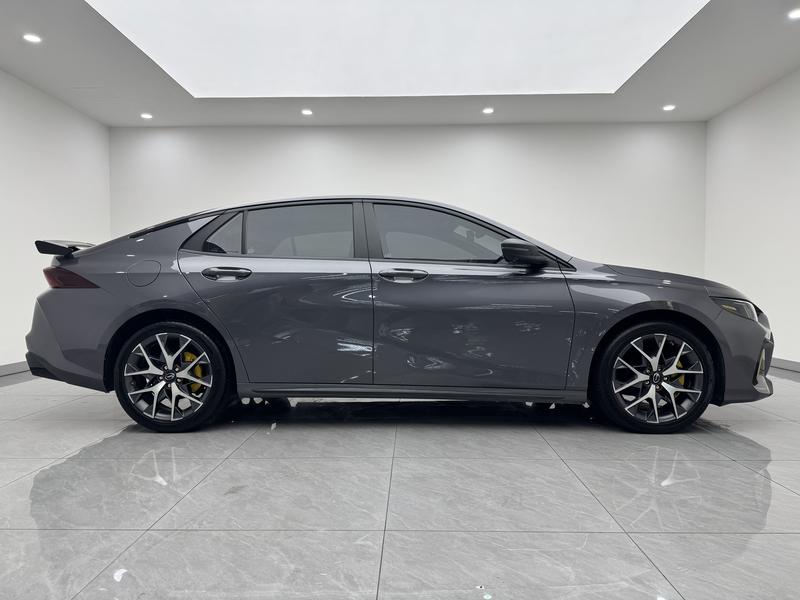 Trumpchi Shadow Leopard 2021