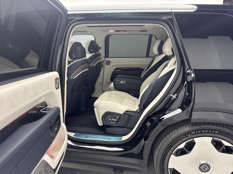 Zeekr ZEEKR 9X 2025