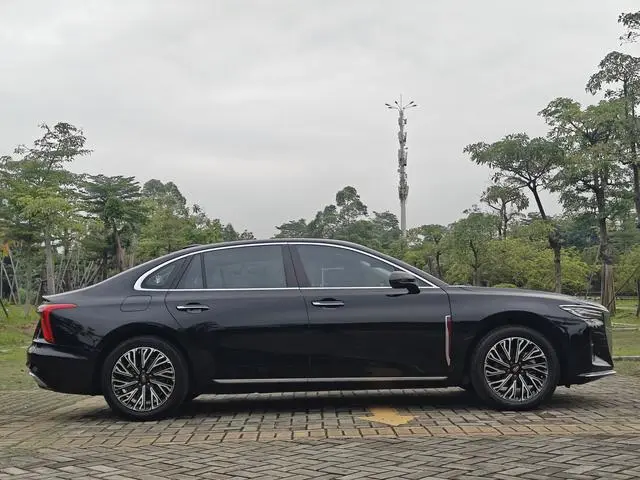 Hongqi Hongqi H5 2.0T Automatic Zhilian Qichang Version