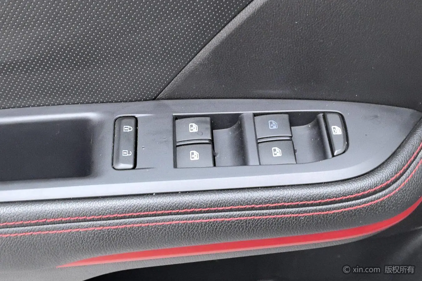 Chevrolet Cruze RS 330T Automatic Fun Version