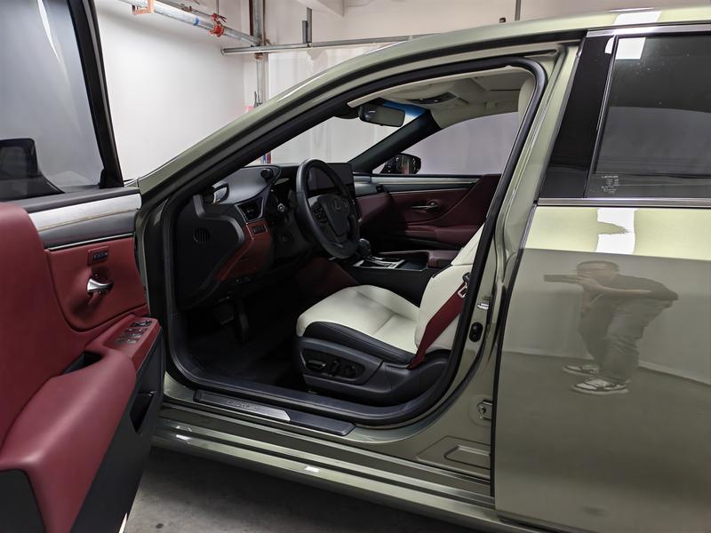 Lexus Lexus ES 2025