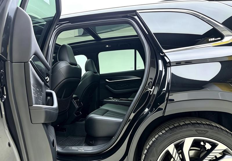 Geely Emgrand L 2024