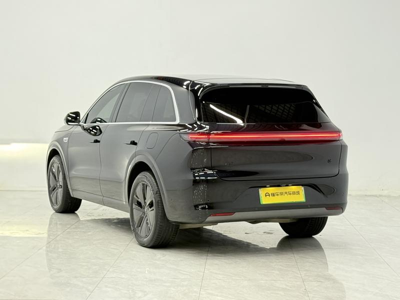 Li Auto Ideal L6 2024