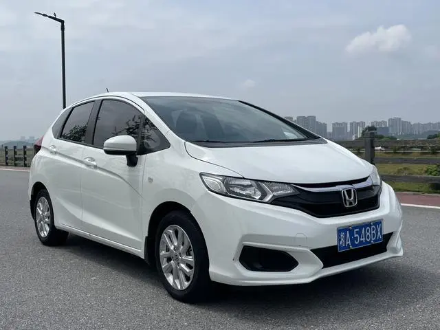 Honda Fit 1.5L CVT Comfortable sunroof Version