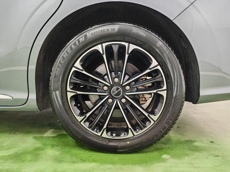 Roewe Roewe iMAX8 2022