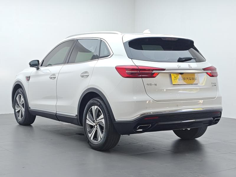 Hongqi Red Flag HS5 2019