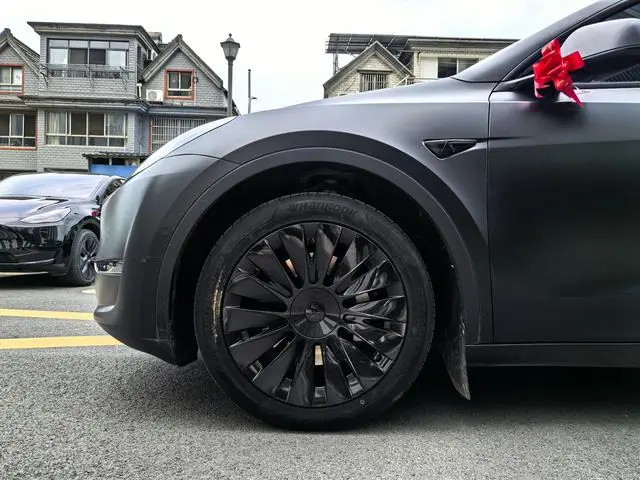 Tesla Model Y Long battery life all-wheel drive version
