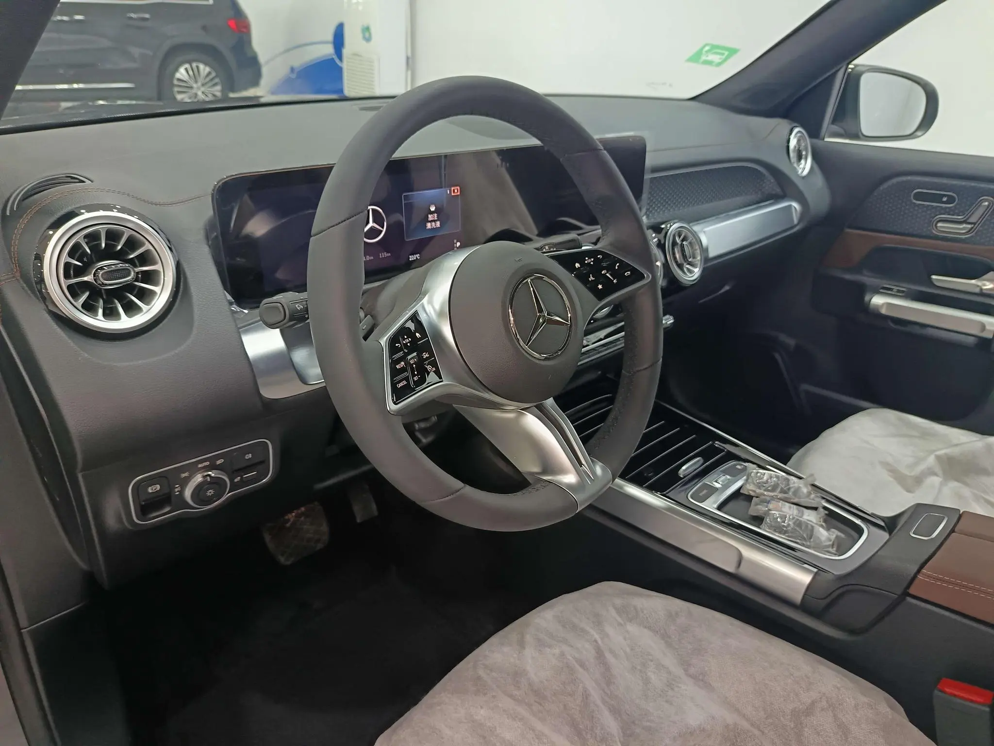 Mercedes-Benz Mercedes-Benz EQB EQB 260