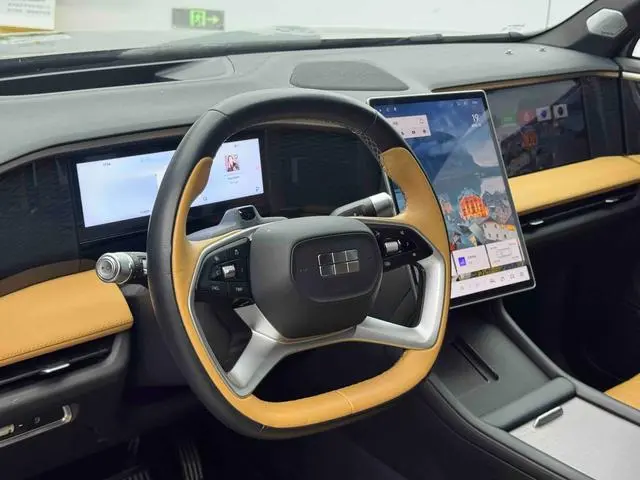 Geely Galaxy Galaxy L7 1.5T DHT 115km Starship