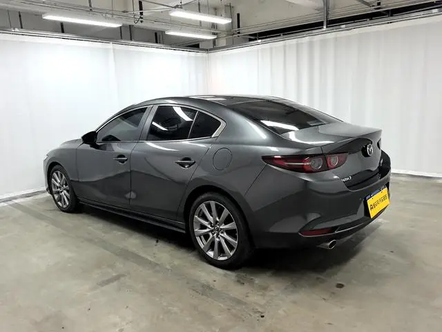 Mazda Mazda 3 Angkesaila 2.0L automatic Quality Rui version