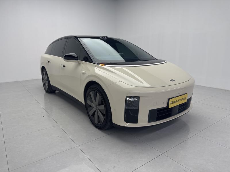 Li Auto Ideal i6 2025