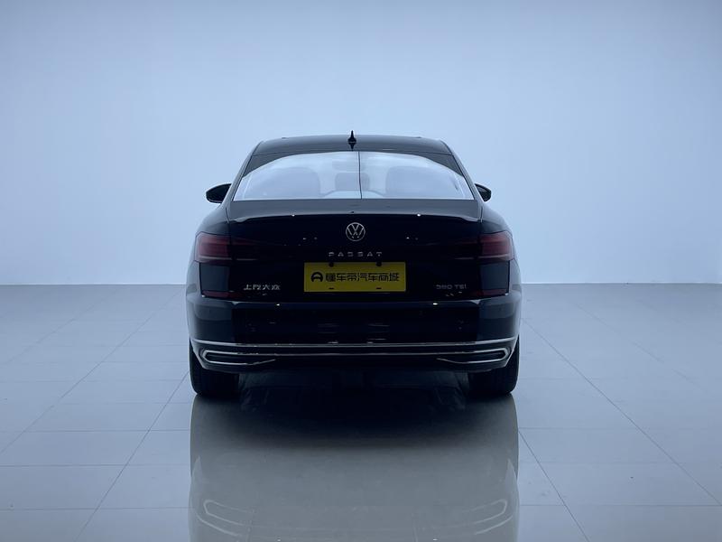 Volkswagen Passat 2024