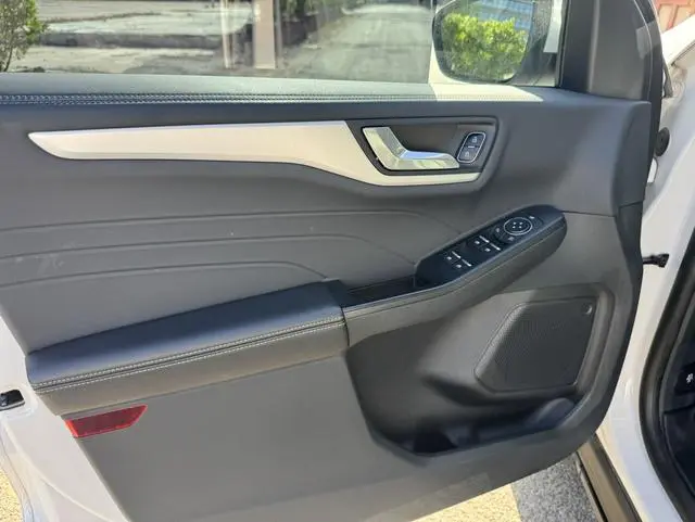 Ford Ruiji EcoBoost 245 two-wheel drive Yaoxiang model