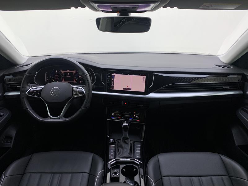Volkswagen Passat PHEV 2022