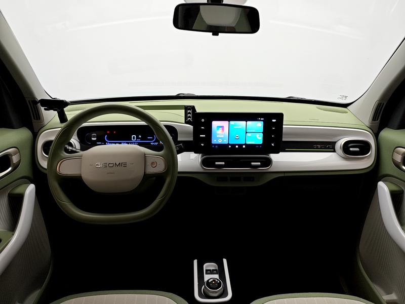 Geely Galaxy panda 2025