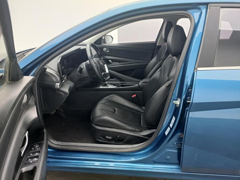 Hyundai Elantra 2021
