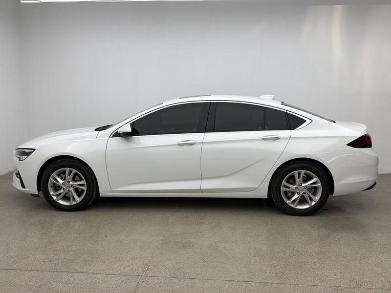 Buick Regal 2021